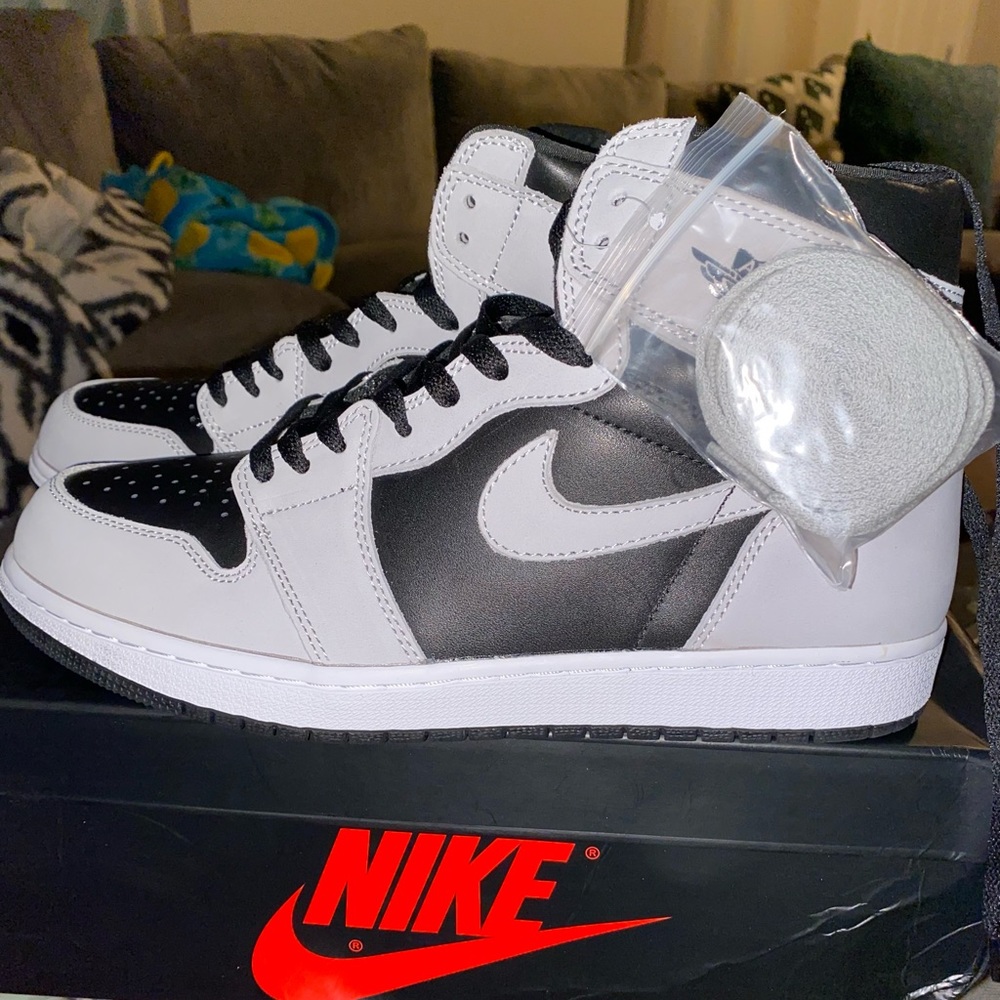 COPY - Air Jordan Retro High Shadows- Size 11